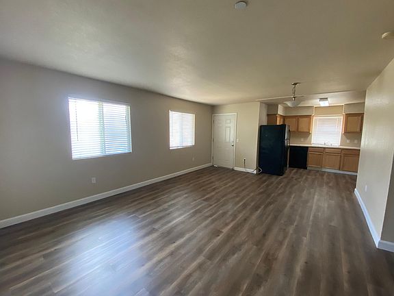 3rd image of 215 N Hall St #215