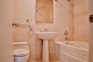 Rented by R New York