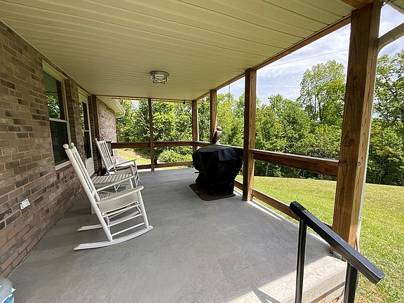5th image of 225 Taylor Farm Rd