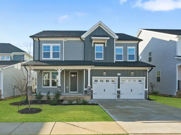 836 Challenger Ln, Knightdale, NC 27545