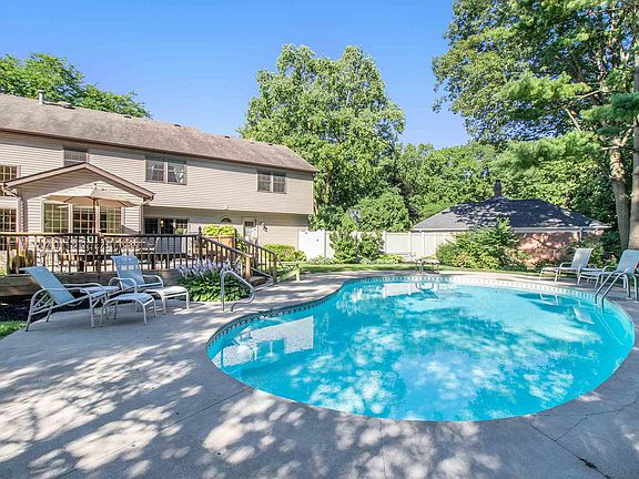 5th image of 2415 Topswood Ln