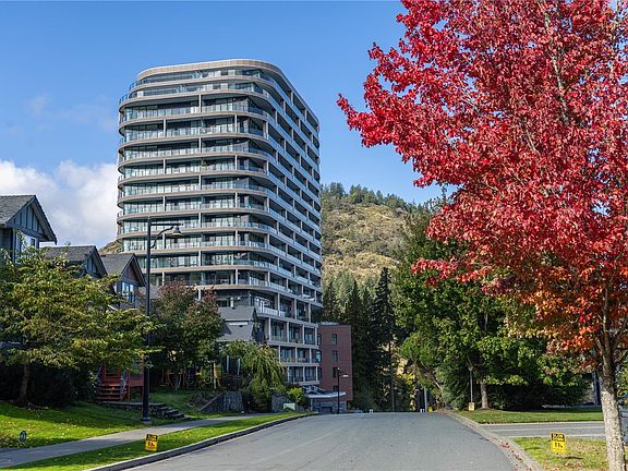 2nd image of 2000 Hannington Rd #1015