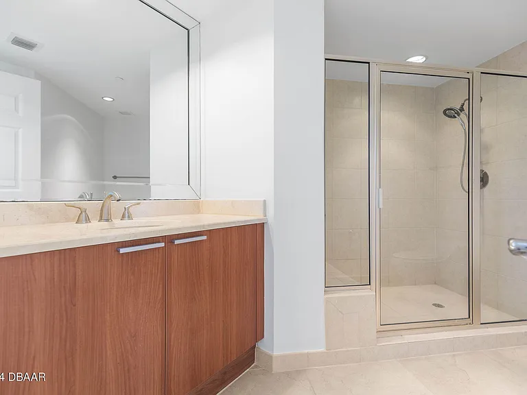 231 Riverside Dr #12091 — Photo 8