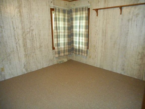 5th image of 5722 Cheryl Ln