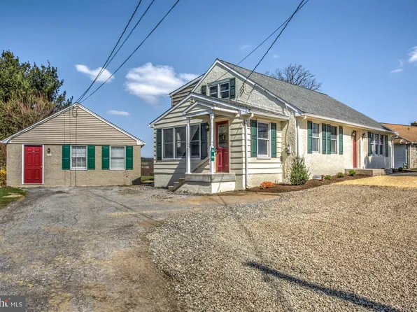 335-339 Maple St, Honey Brook, PA 19344