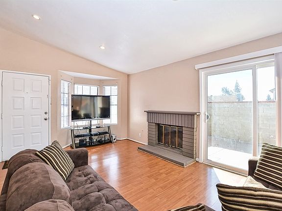 4th image of 7790 Pinyon Ct