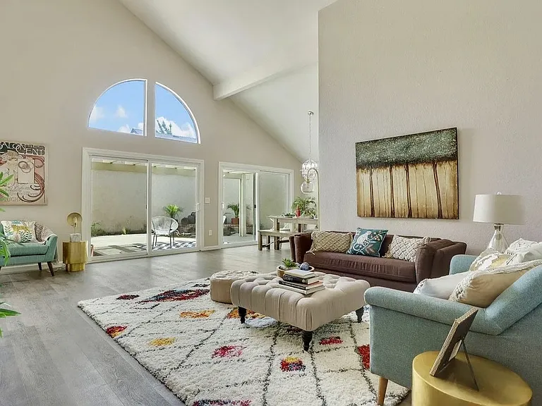 1828 Oak Leaf Dr — Photo 5