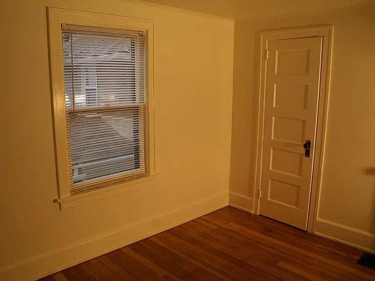 619 Hepburn St — Photo 9