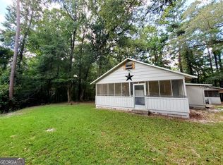 1299 Dead River Rd, Uvalda, GA 30473