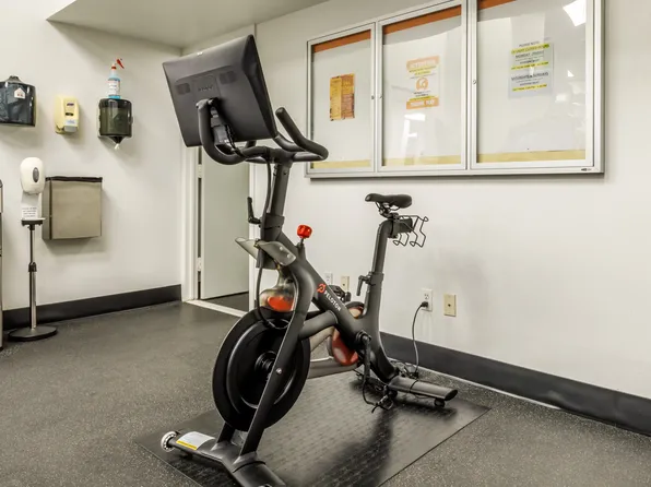 4-74 48th Avenue image 25 of 28