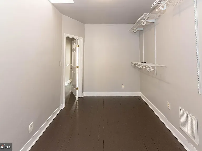 527 S Lehigh St — Photo 19