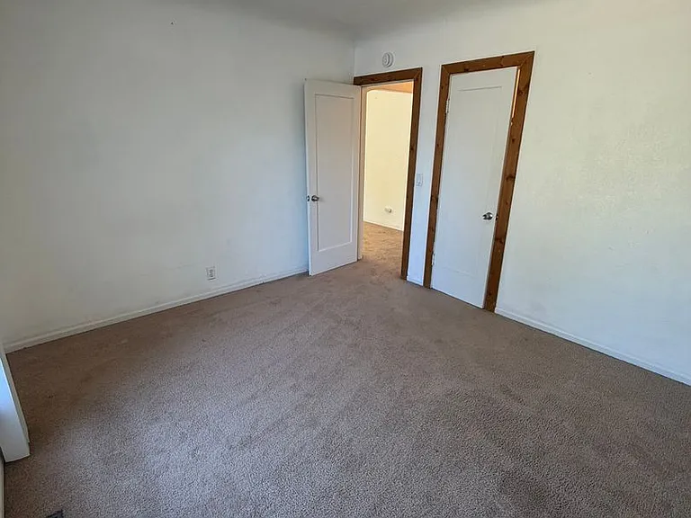 330 E Grant St — Photo 22