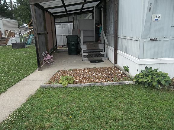 2nd image of 2200 Harper St Lot D45