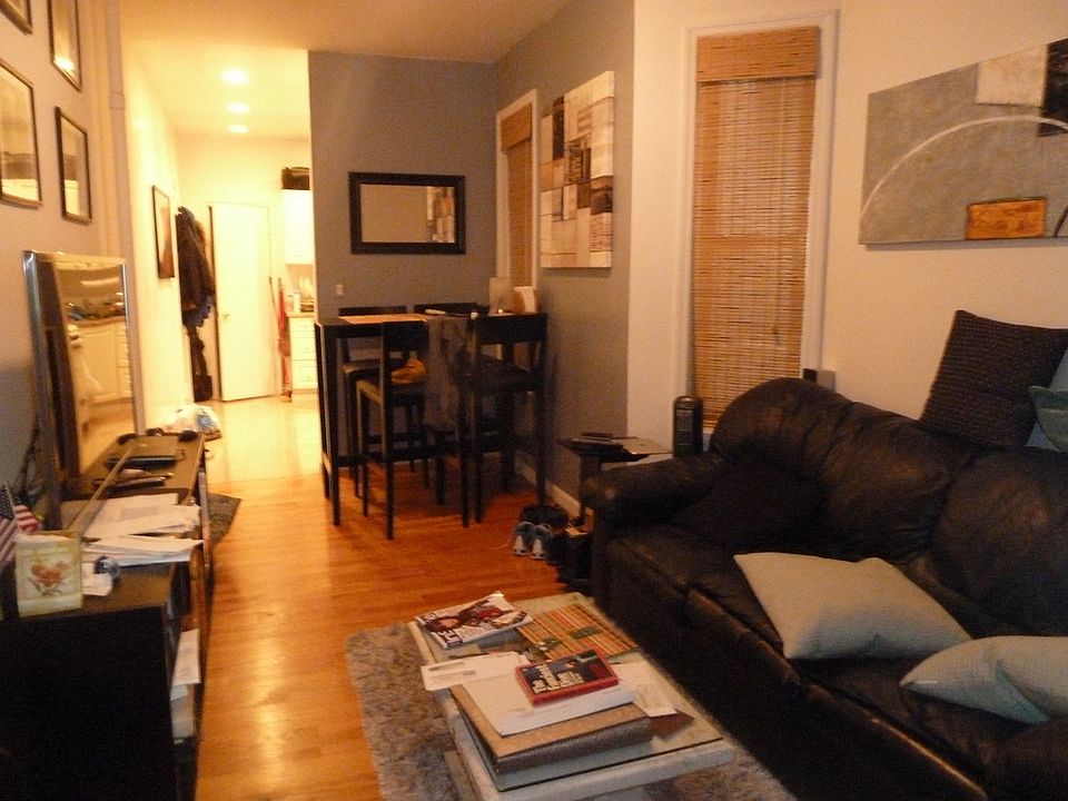 2nd image of 324 E 85th St APT 3D