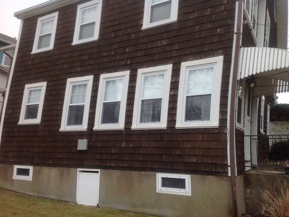 2nd image of 6 Rockview Rd