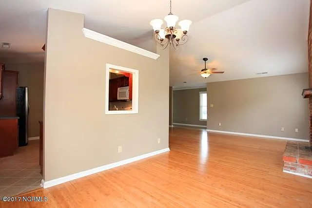 2457 Saddleridge Dr — Photo 12