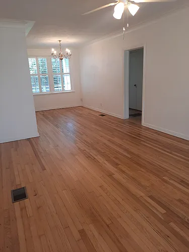 512 Phoenix Ave #11 Photo 1