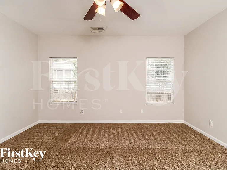 1810 Beeson Park Ln — Photo 6