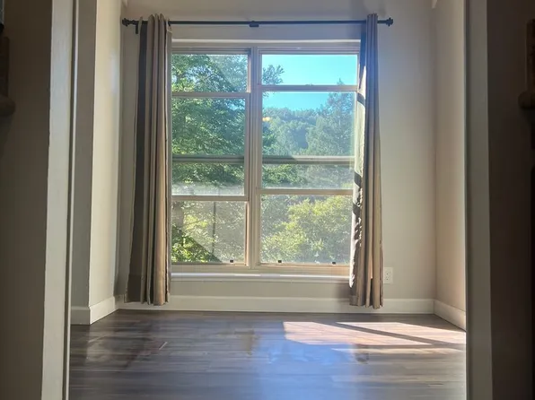 2067 Ascot Dr Unit 243, Moraga, CA 94556
