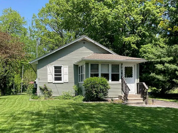 9 Ford Ave, Highland Mills, NY 10930