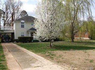 908 Sainte Genevieve Ave, Farmington, MO 63640