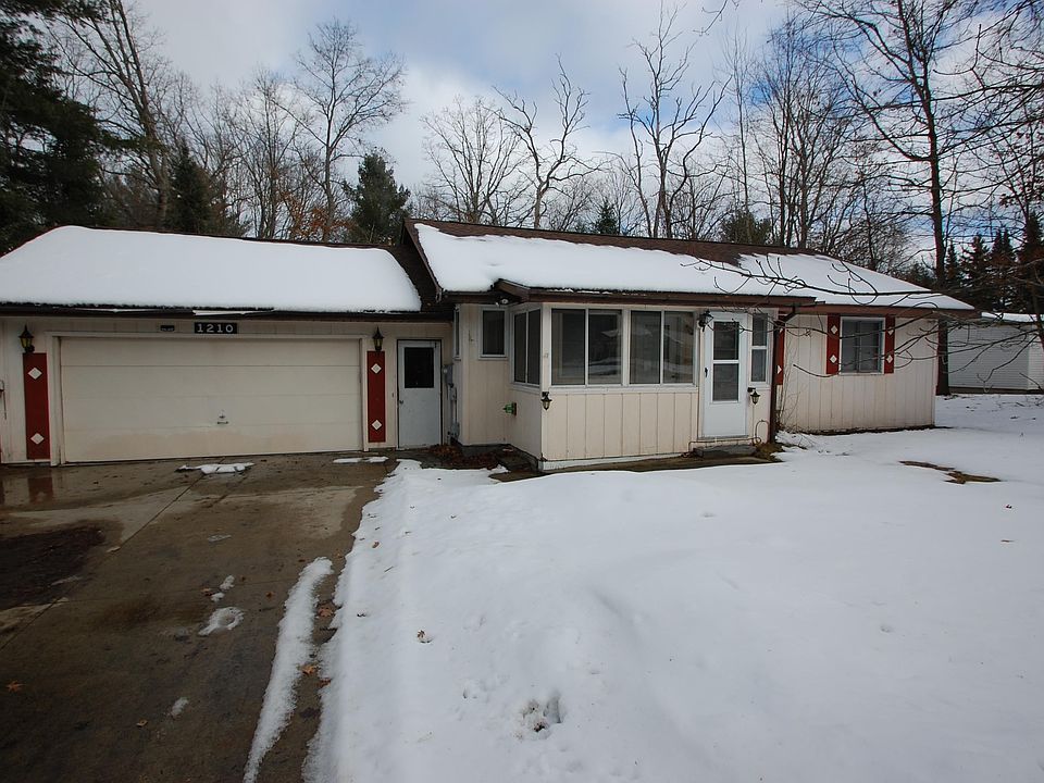 1st image of 1210 Bluetick Ln