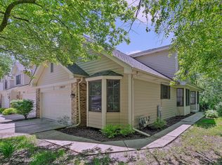 27W237 Ash Ct, Winfield, IL 60190