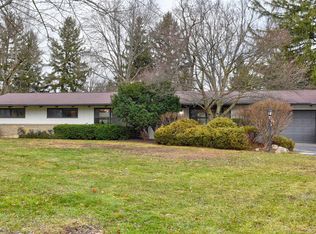 3524 Fishinger Rd, Columbus, OH 43221
