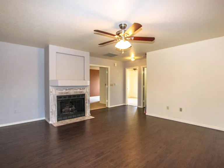 3070 Cascades Ct #14H — Photo 5