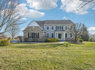 32 Mansion Ridge Boulevard, Monroe, NY 10950