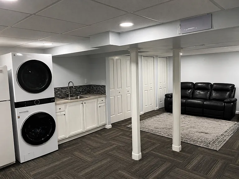 Basement family room 12x24