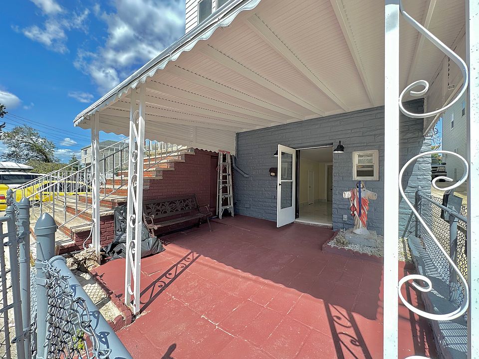 Front deck