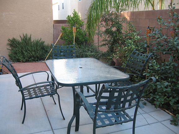 Backyard/ Patio
