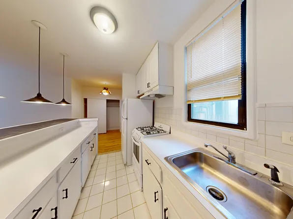 1238 2nd Avenue image 5 of 16