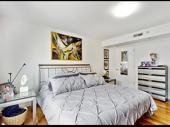 4th image of 5000 Oakton St APT 603