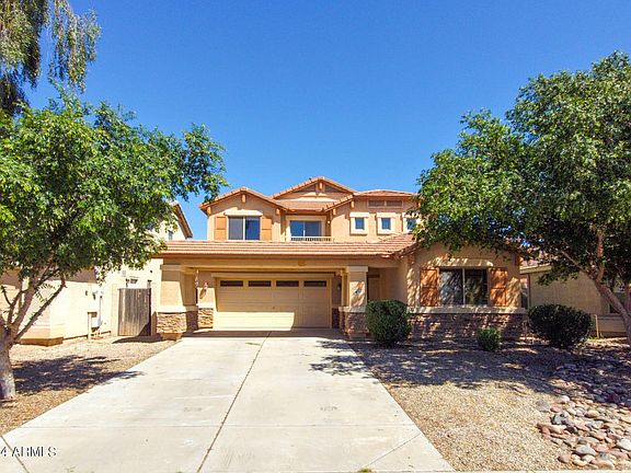 2nd image of 472 W DANA Drive