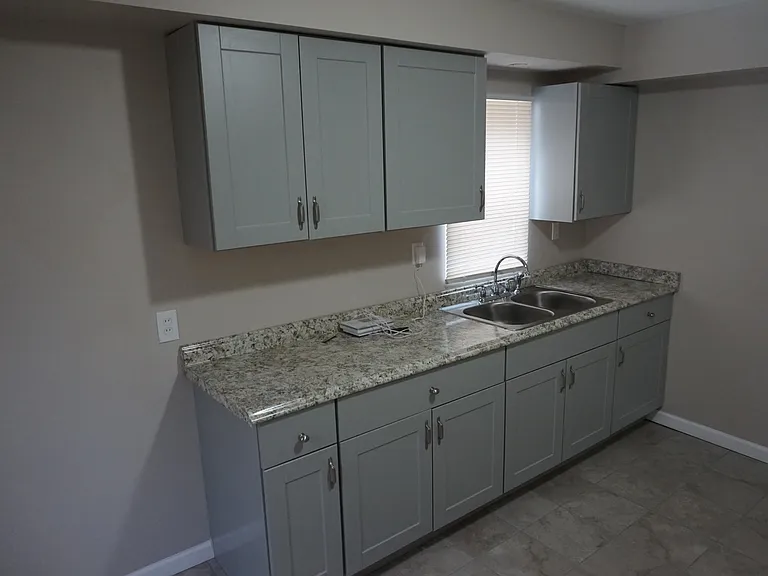 26023 Norfolk St — Photo 12
