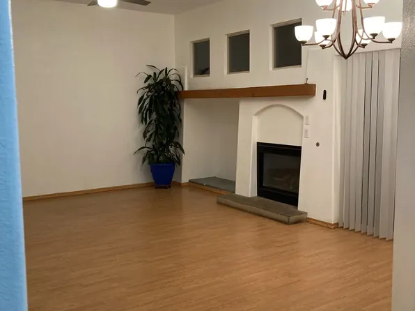 6067 Monte Azul Pl, Santa Fe, NM 87507