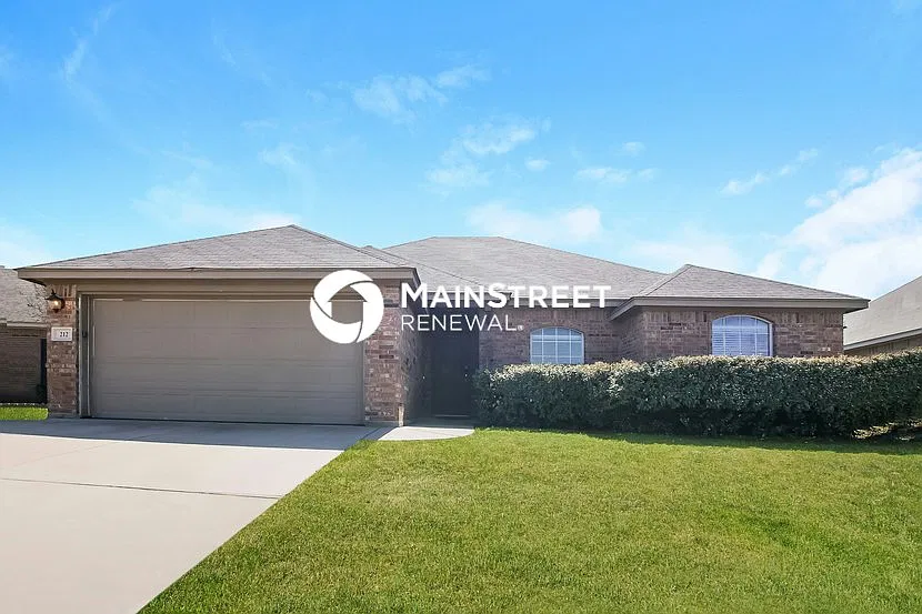 212 Kennedy Ct — Photo 1