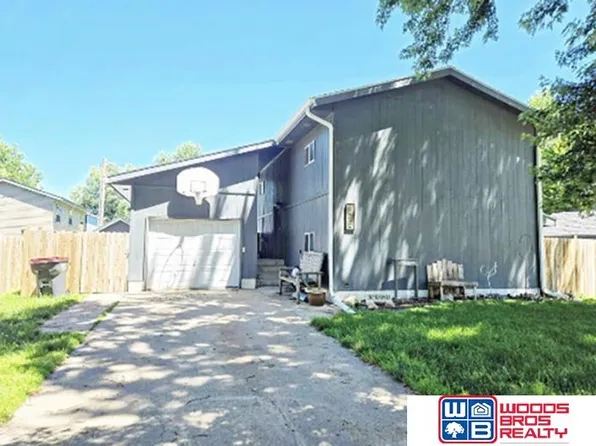 1412 N 19th Ave, Beatrice, NE 68310
