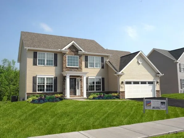 Reinhardt III W/ Country Kitchen Plan, Fairwood Estates