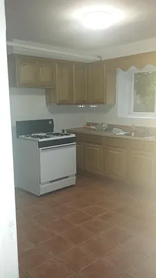 Rented by Astoria Realty | media 15