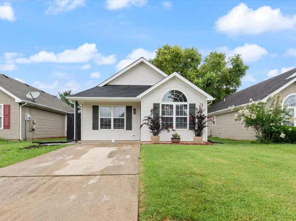 5030 Cornelius Dr, Murfreesboro, TN 37129