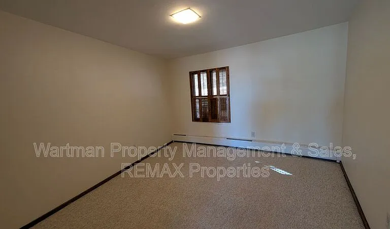 15 Upland Rd — Photo 39
