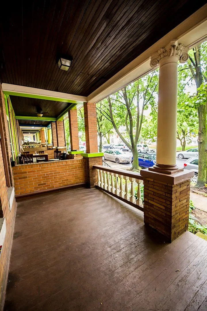 2027/2028 JHU Off-Campus Perfect 3bd/1.5ba w/ W/D! Available 6/7/27! — Photo 2
