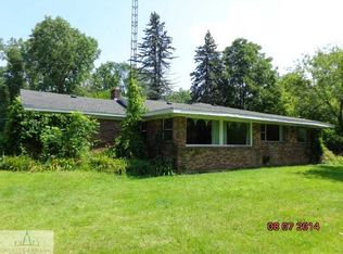 2534 Amelia Ln, Lansing, MI 48917