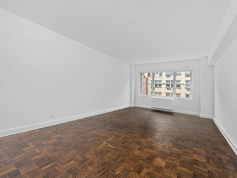 1st image of 136 E 55th St APT 4N