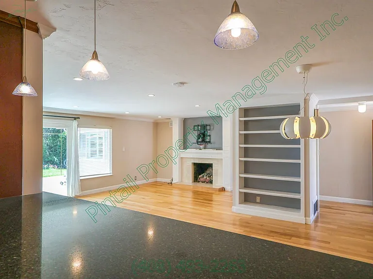 1513 Williams Ave — Photo 14