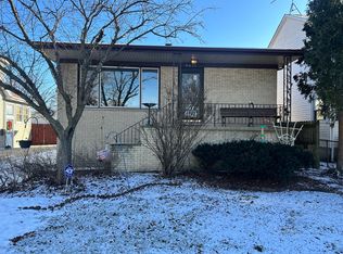 5431 7th Ave, Countryside, IL 60525
