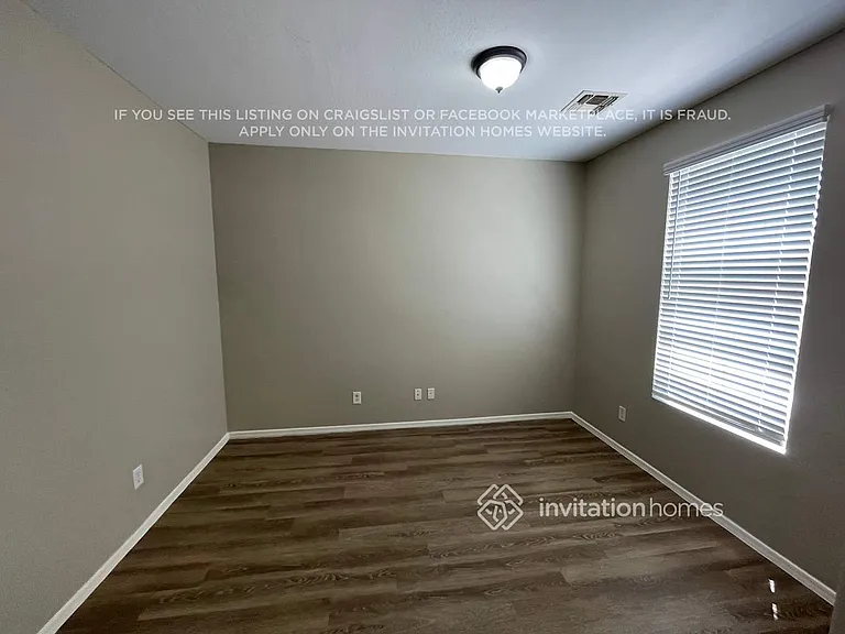 9042 W Toronto Way — Photo 6